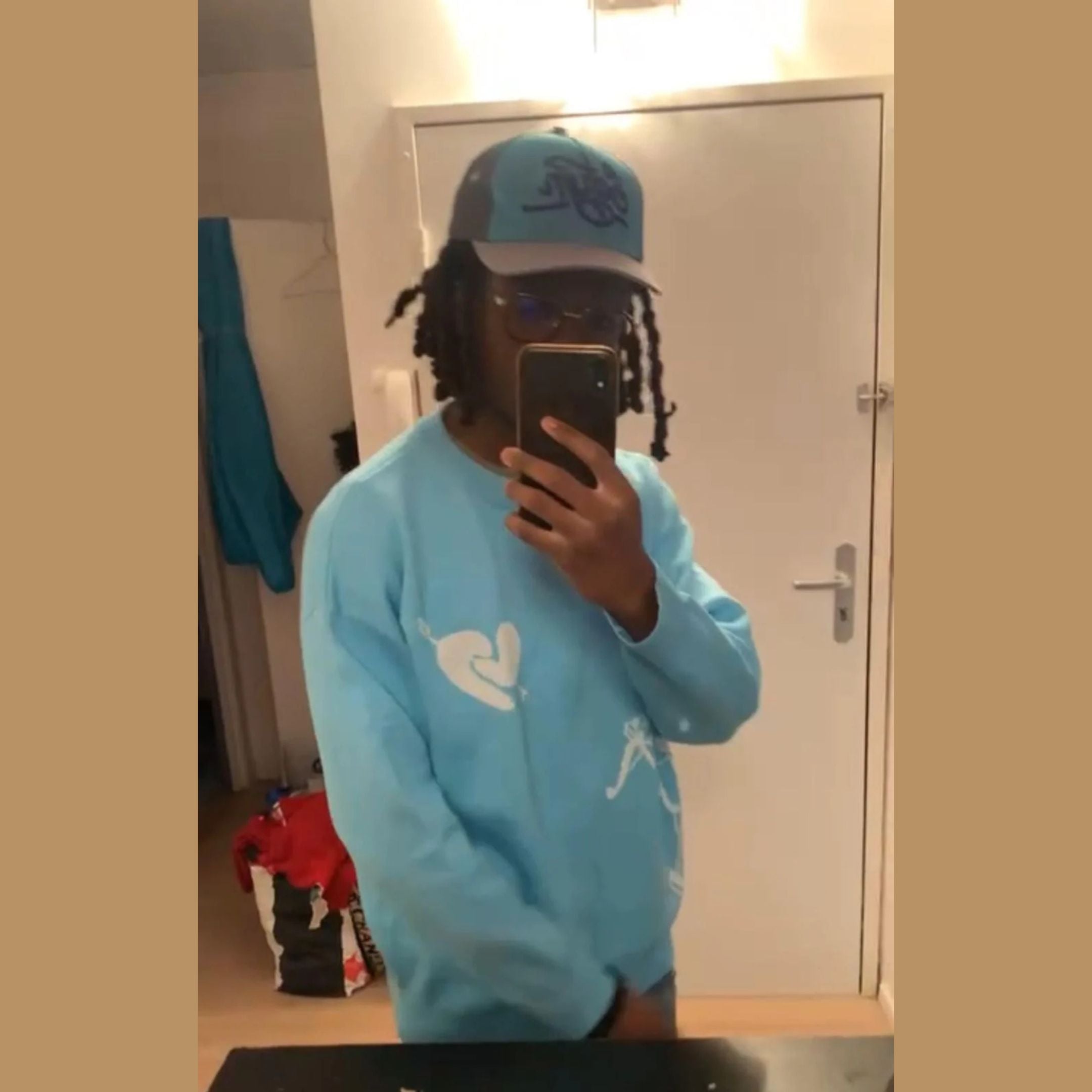 Alt Image
