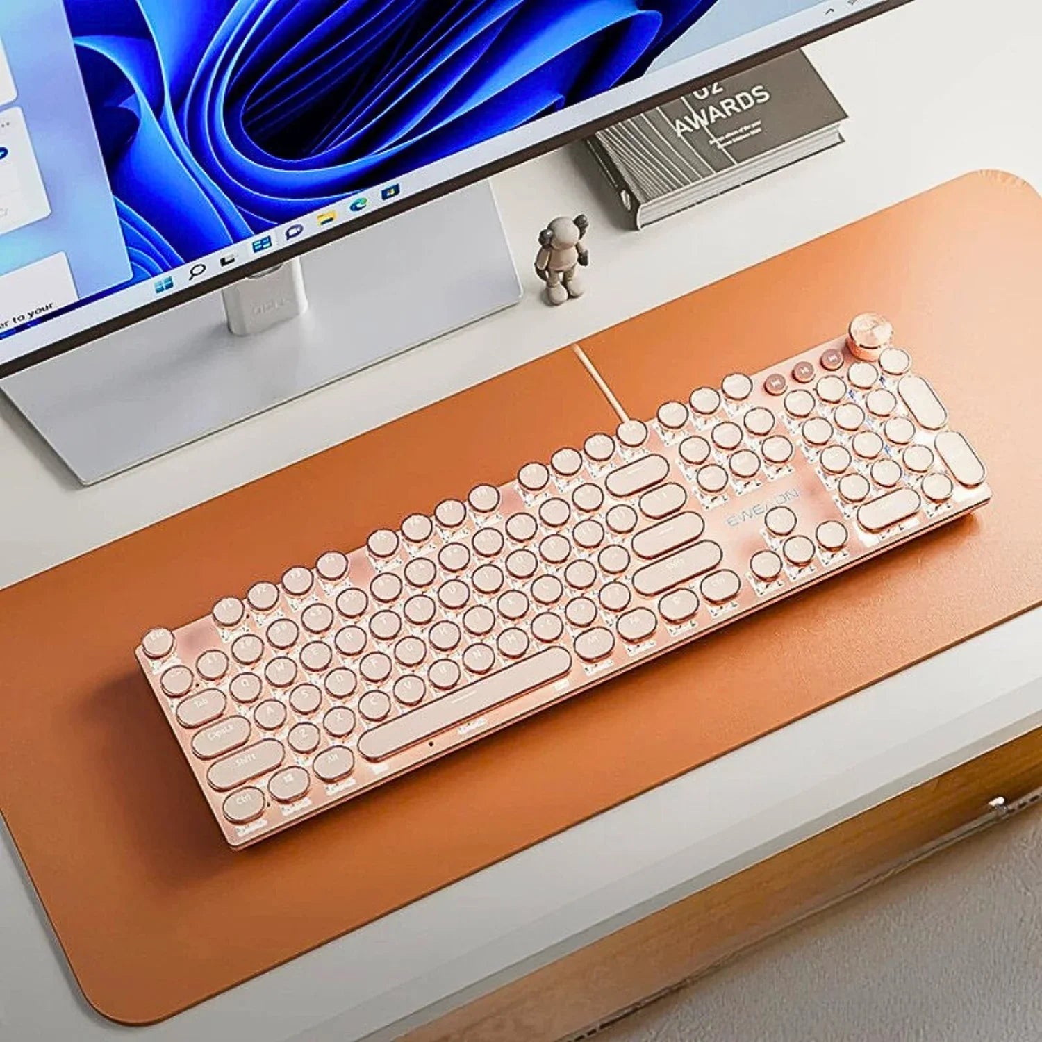 TISHLED retro mechanical gaming keyboard (Matcha Green) — 104-Key NKRO, White LED, Volume Knob, USB-C - Strike Algo